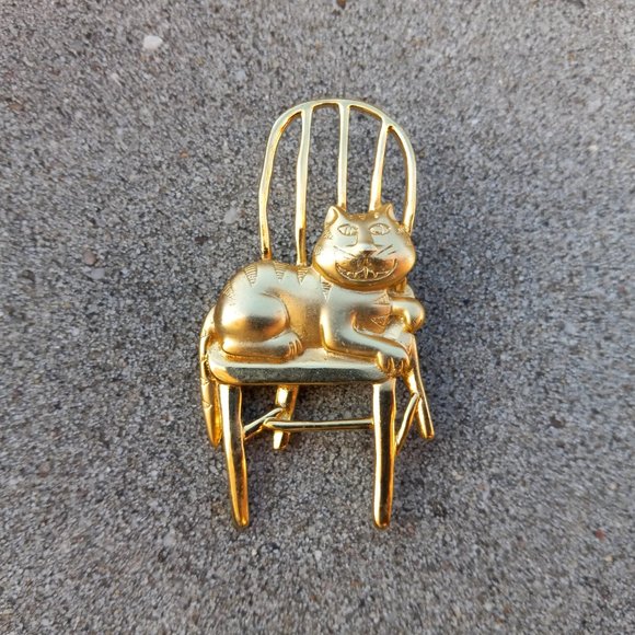 Jonette Jewelry "JJ" BROOCH Gold Cheshire Cat in Chair - Picture 2 of 14